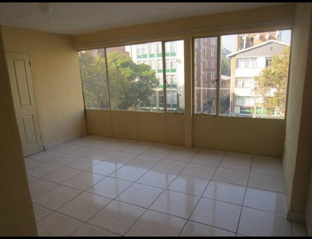 1 BEDROOM PROPERTY TO RENT IN ARCADIA